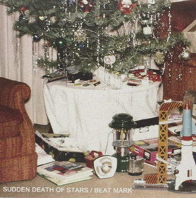 Ample Play Winter Warmer: Christmas Split / Var: Ample Play Winter Warmer: Christmas Split Single Beat Mark, SuddenDeath Of Stars (7-Inch Single)